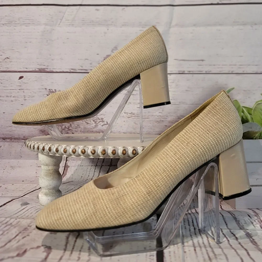 Vintage Stuart Weitzman Women's Beige Square Toe Pump Heels Size 8.5B